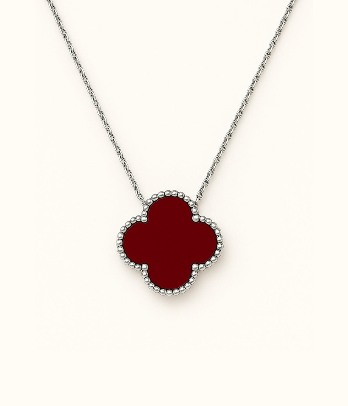 Silberne Kleeblatt Kette mit weinrotem Anhänger – stilvoller Glücksbringer Schmuck